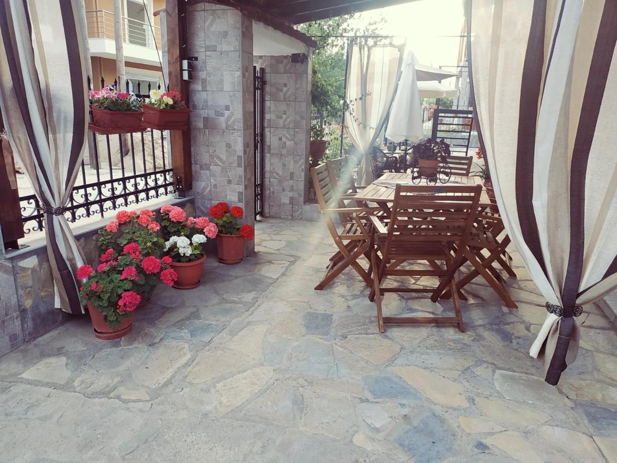דירות ניקיטי Petros House מראה חיצוני תמונה