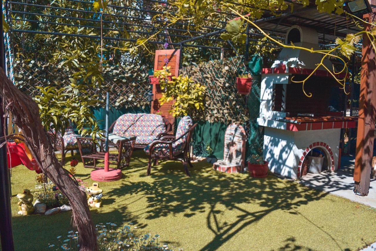 דירות ניקיטי Petros House מראה חיצוני תמונה